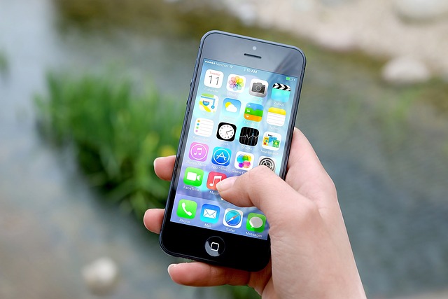 mobilní telefony jsou dnes rozšířené